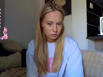 girl cam all day white_lime image #7777100