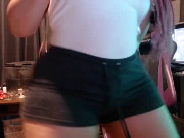 girl cam all day asstasticgamer image #904261