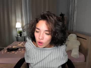 girl cam all day ella_flare image #2616400