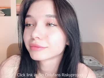 girl cam all day riskyproject image #9639990
