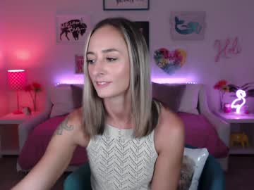 girl cam all day holihurricane image #9206493