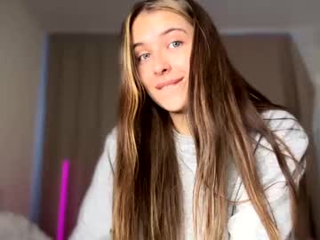 girl cam all day elisa_moon image #7228222