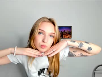 girl cam all day nobarbie image #5019117