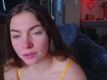 girl cam all day chroniclove image #8968791