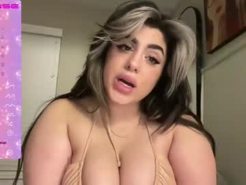 girl cam all day foreignandthick image #4016145