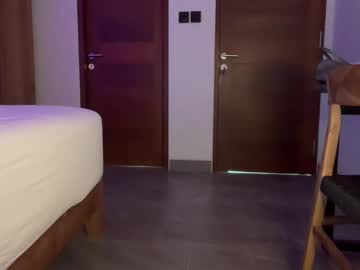 girl cam all day hiiandrea image #9716600
