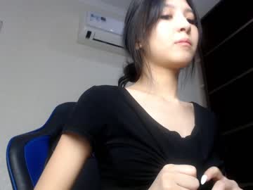 girl cam all day kitsune_7 image #1228705