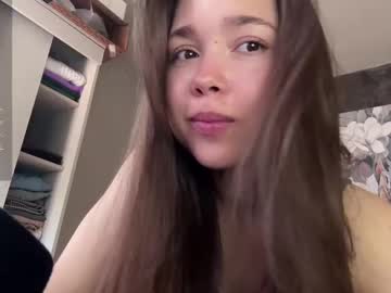 girl cam all day plumybun image #9322254