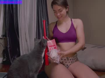 girl cam all day chroniclove image #2724328