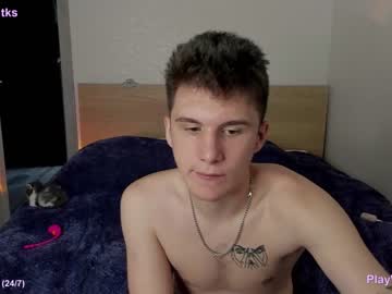 couple cam all day playwithmil image #2722619