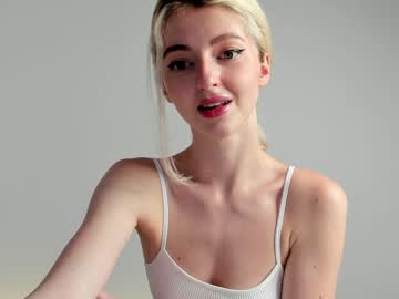 girl cam all day yournaughtymiss image #2080480