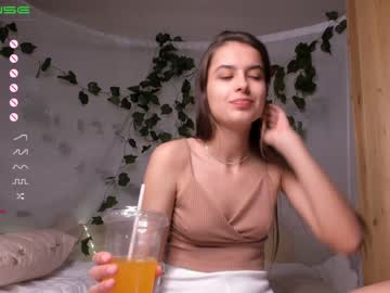 girl cam all day twinkle_planet image #2980586
