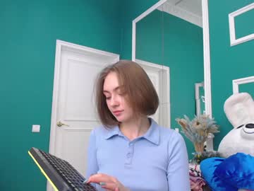 girl cam all day adelewilson__ image #870050