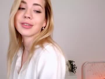 girl cam all day emmi_rosee image #1408102