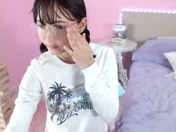 girl cam all day little_effy18 image #2086333