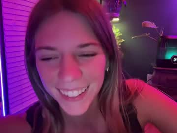 girl cam all day oliviahansleyy image #8748818