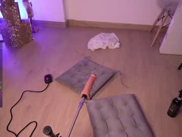 girl cam all day lau__1 image #5987096