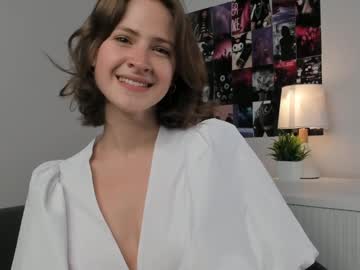 girl cam all day cold_bumble image #7257119