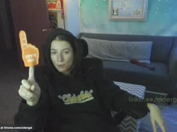 girl cam all day cidergal69 image #7992345