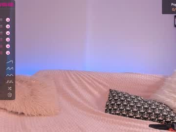 girl cam all day iminako image #4124013