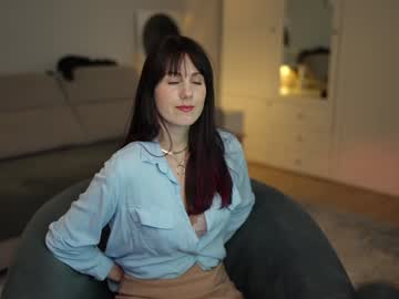girl cam all day _blackbee_ image #7468293