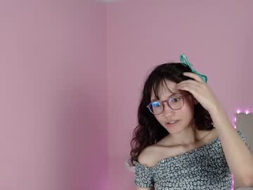 girl cam all day little_effy18 image #1023392