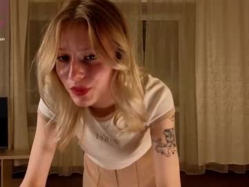 girl cam all day lynettedendy image #9522882