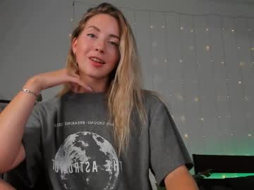girl cam all day emmi_rosee image #5271694