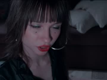 girl cam all day chaturbatable image #6974643