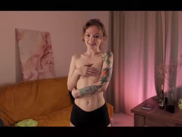 girl cam all day caught_in_4k image #2090980