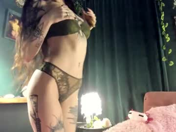 girl cam all day bmwm5f90 image #9296924