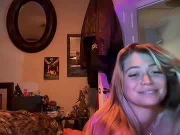 girl cam all day clairethompsonn image #8533689