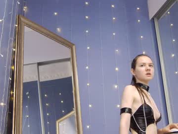 girl cam all day kriskras__ image #4845209