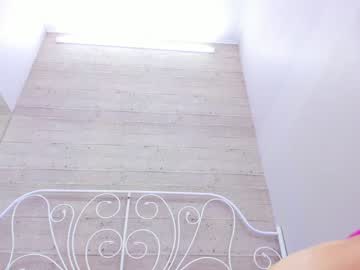 girl cam all day incrediblyomelia image #121147