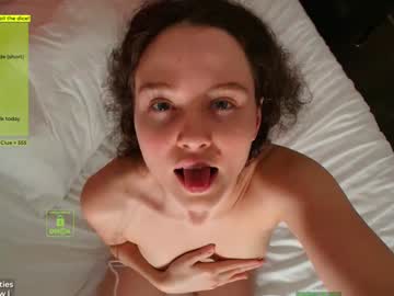 girl cam all day demurelixir image #8429485