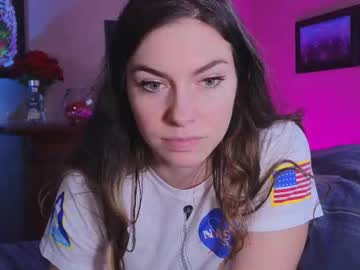 girl cam all day chroniclove image #8839715