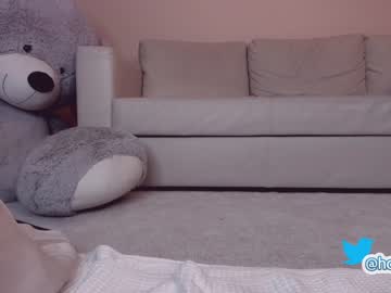 girl cam all day hollyextra image #367550