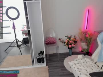 girl cam all day mermaidrozalia image #2078003