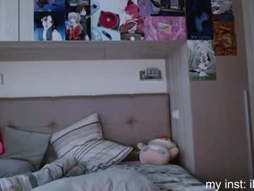 girl cam all day elizabethbritanny image #1969648