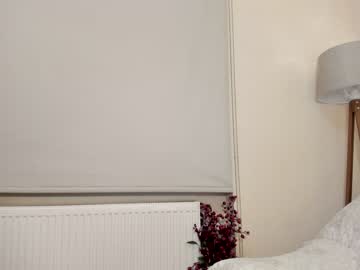 girl cam all day snowww_white image #4978403