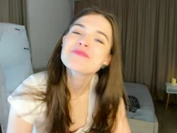 girl cam all day lilienblume image #8175518