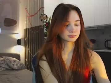 girl cam all day _guesswhat_ image #3409332