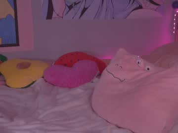 girl cam all day kittenmoon_ image #5235978