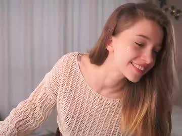 girl cam all day little_poetry image #9275029