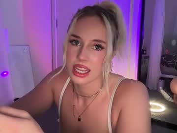 girl cam all day skyyler1 image #9152130