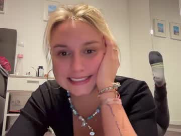 girl cam all day sarahsapling image #5422706