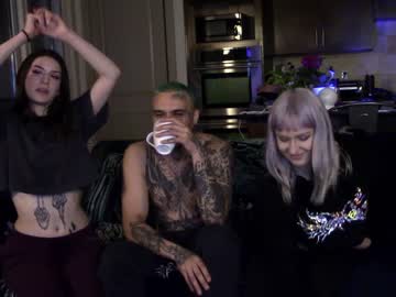 girl cam all day mari_and_jandro image #3643522