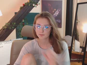 girl cam all day abi_i image #2527753