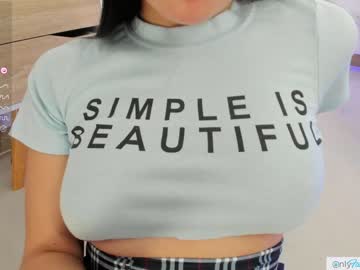 girl cam all day pavlovacoluccii_ image #5202434
