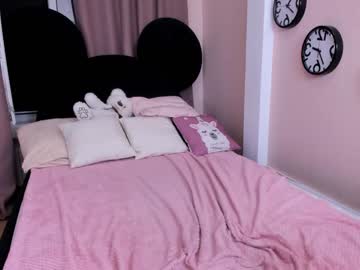 couple cam all day vivianperri image #2142913
